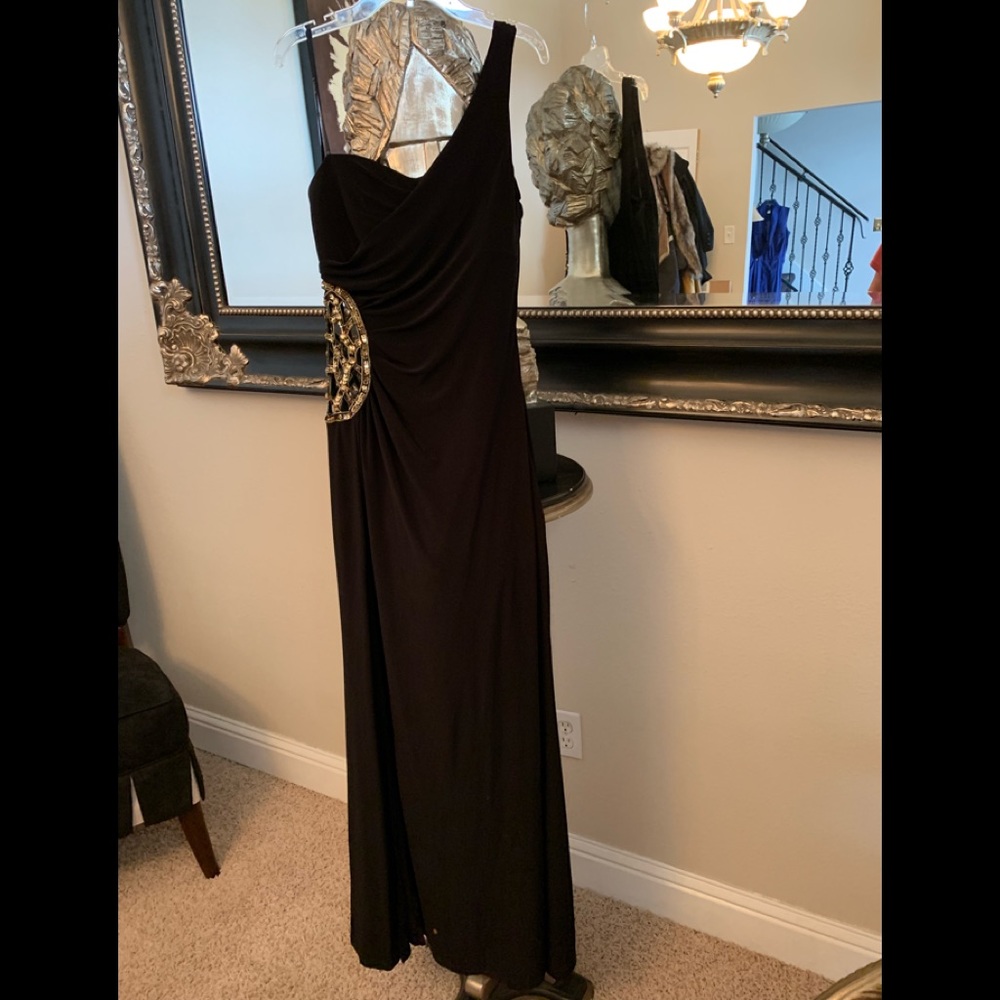 Black one shoulder evening dress sz 11/12